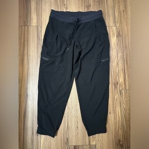 Athleta Venture Pant 12P